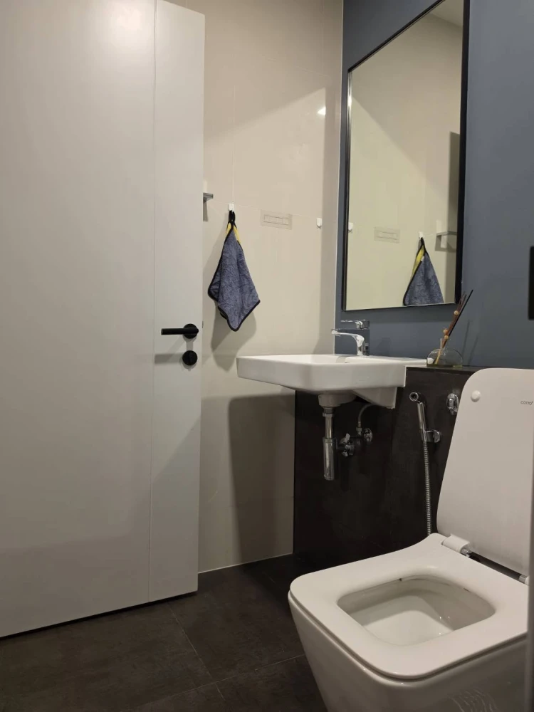 Apartment for rent at The Key MRT Phetkasem 48. Nice room, fully furnished. Just bring your suitcase and move in!