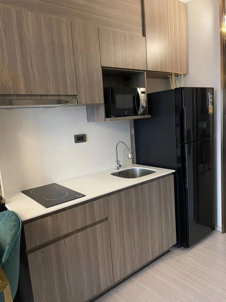For rent, The Parkland Petchkasem, 56 rooms, simple, luxurious, look expensive, 11th floor, city view, good, hurry to reserve.