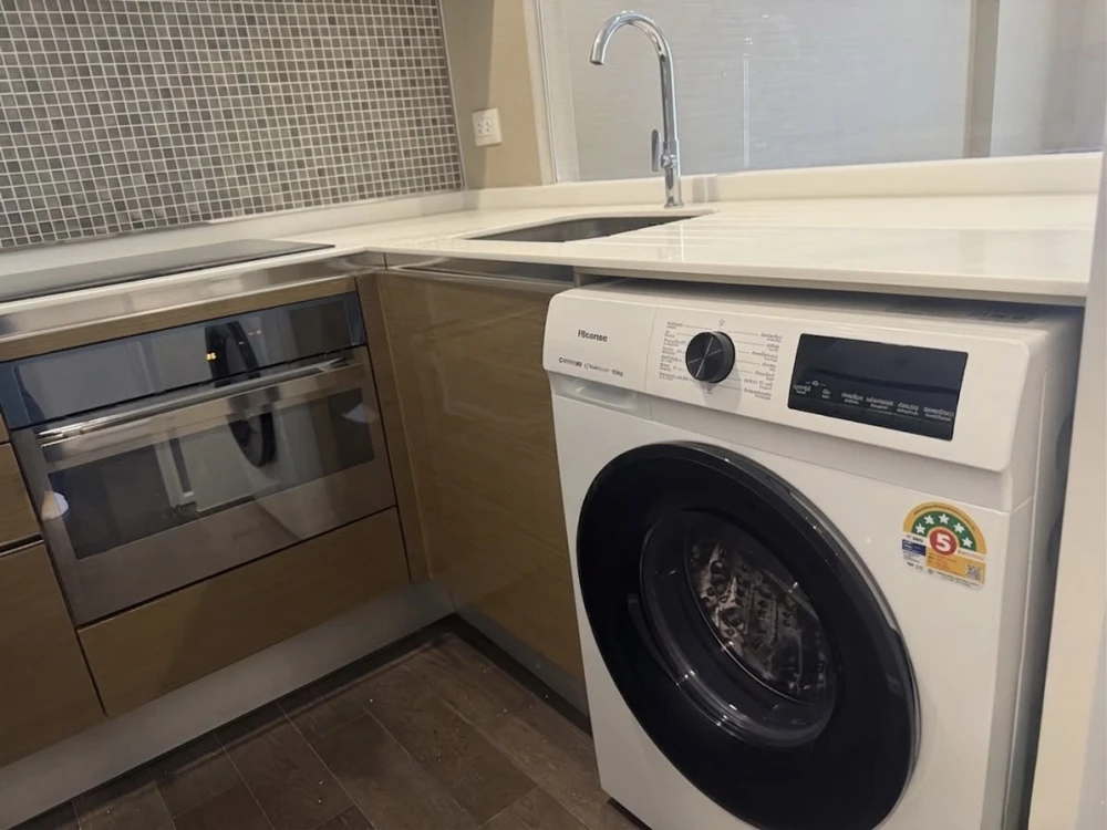 Rent out your spacious apartment at The Saint Residences. Enjoy ample living space and complete convenience all in one place. Book now, don't miss out