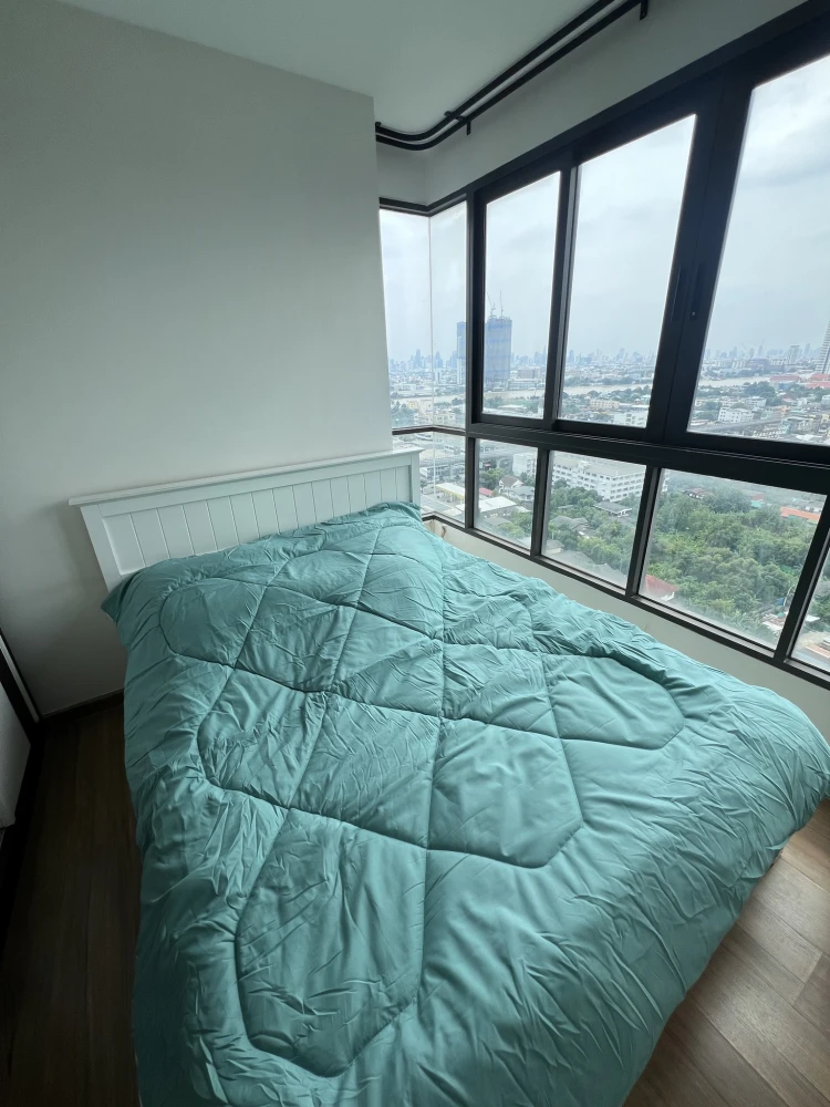 For rent: The Tree Rio Bang-Aor Station, large room, comfortable, lots of usable space, high floor, full view of the Chao Phraya River, come and reser