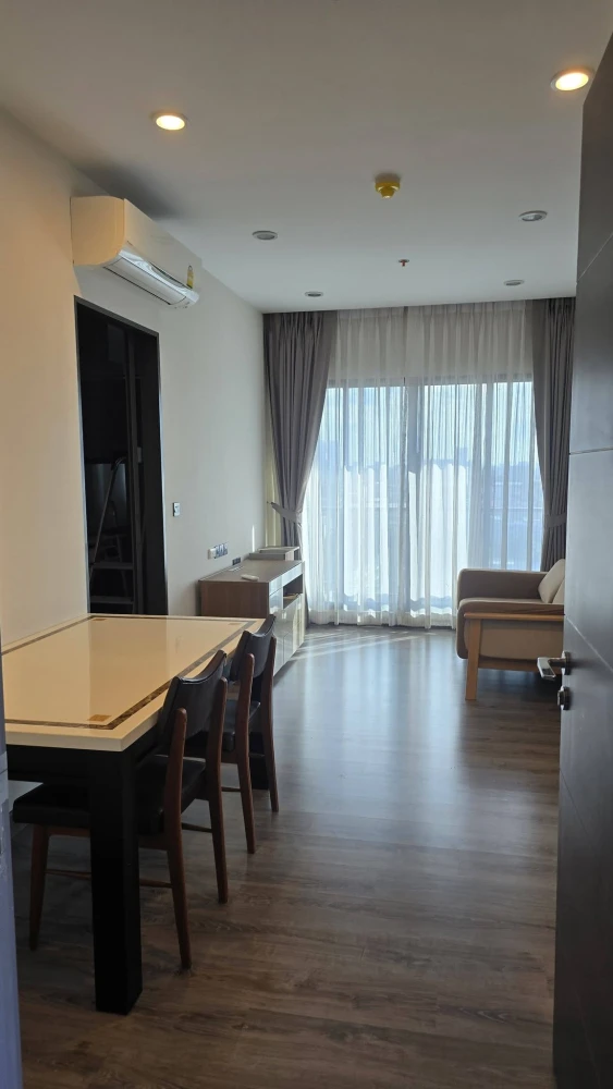 For rent: Urbano Ratchawithi. Beautiful, spacious unit (49 sq.m.), fully furnished and ready for move-in. Don’t miss this opportunity!