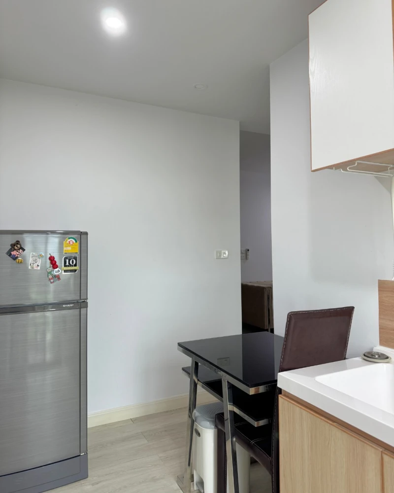 For rent: V Condo Salaya, ready to move in, furnished, complete with electrical appliances. Come and reserve now, don't miss out.