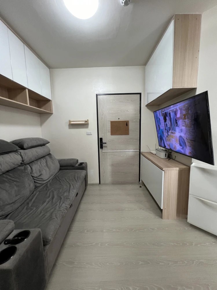 For rent: Grene Condo Don Mueang Songprapa, separate rooms clearly, comes with a great price, just bring your belongings and move in.