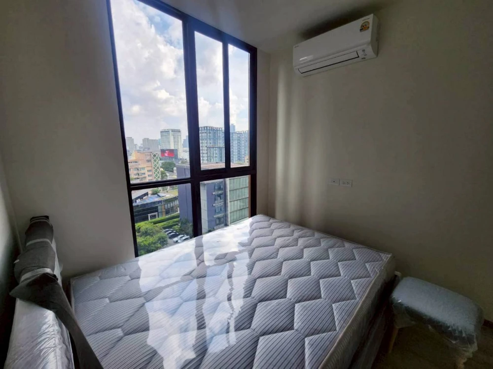 For rent or sale: Nue District R9 Rama 9. Large, comfortable rooms with ample living space. Don't miss out!