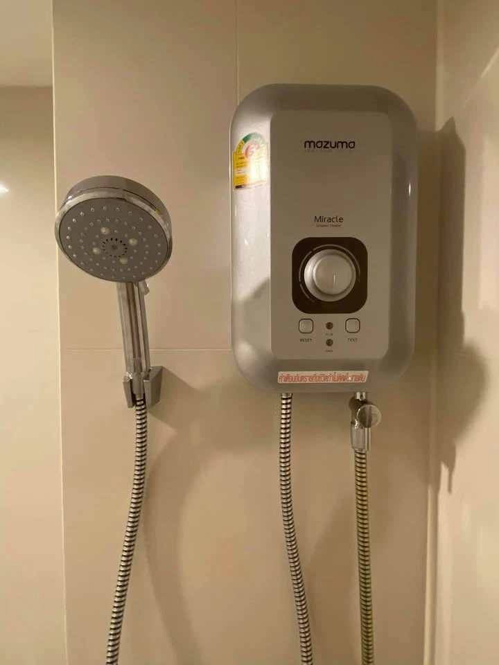 Condo for rent, Aspire Erawan, well-separated room, fully furnished, electrical appliances. Come and reserve now, don't wait.