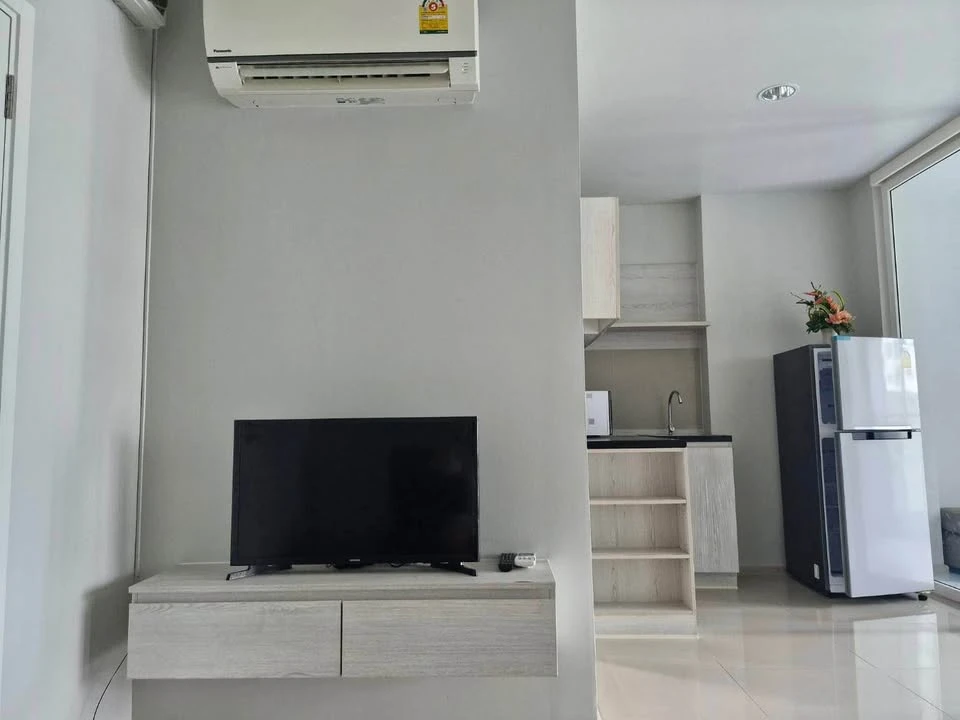 Condo for rent, Aspire Erawan, well-separated room, fully furnished, electrical appliances. Come and reserve now, don't wait.