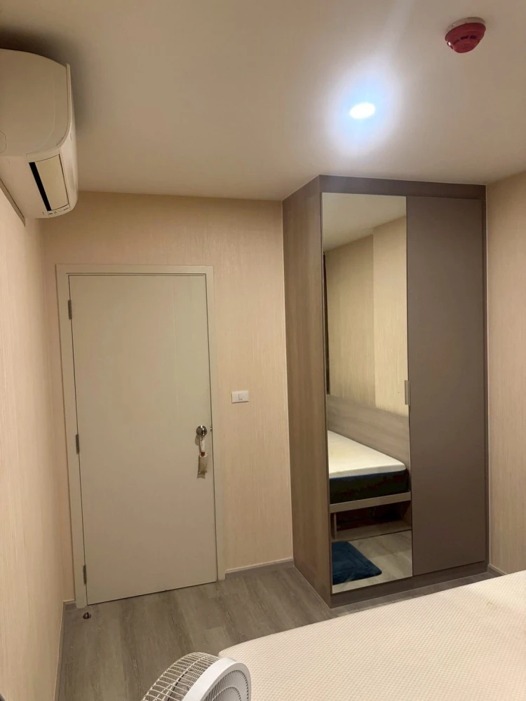 Condo for rent Elio Sathorn - Wutthakat, 22nd floor, Building B, great view, good ventilation, great price, come reserve now, don't miss out!