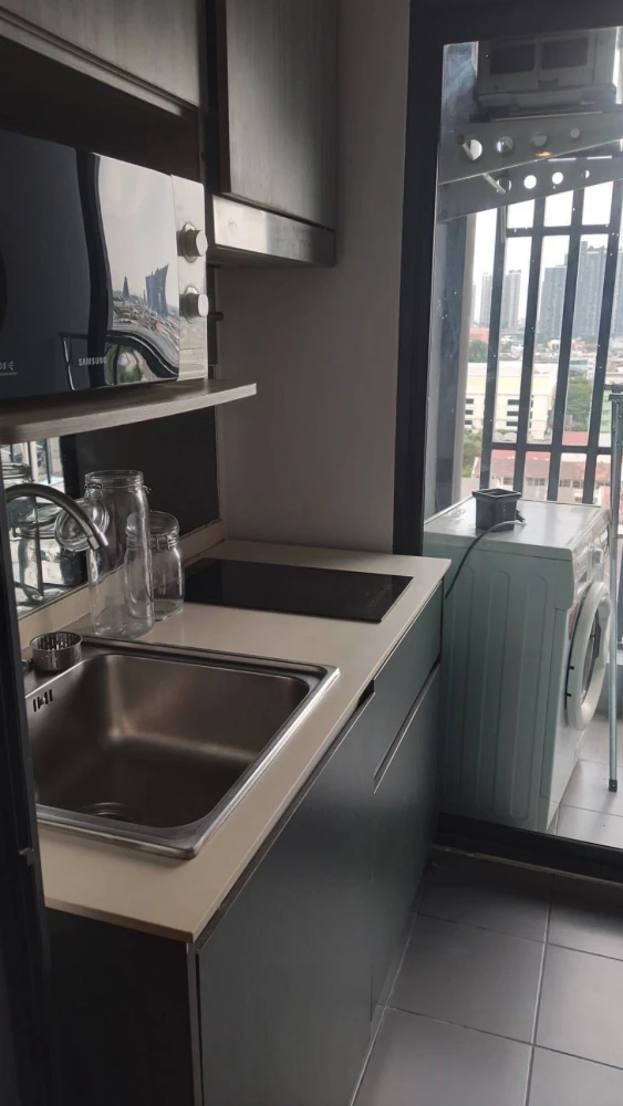 Condo for rent at Ideo Tha Phra Interchange Beautiful room, newly decorated, focusing on bright tones, comfortable living, you will regret it if you miss it.