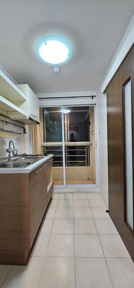 For rent: Condo Ivy Ratchada, ready to move in, great price, come and reserve now, don't miss out!