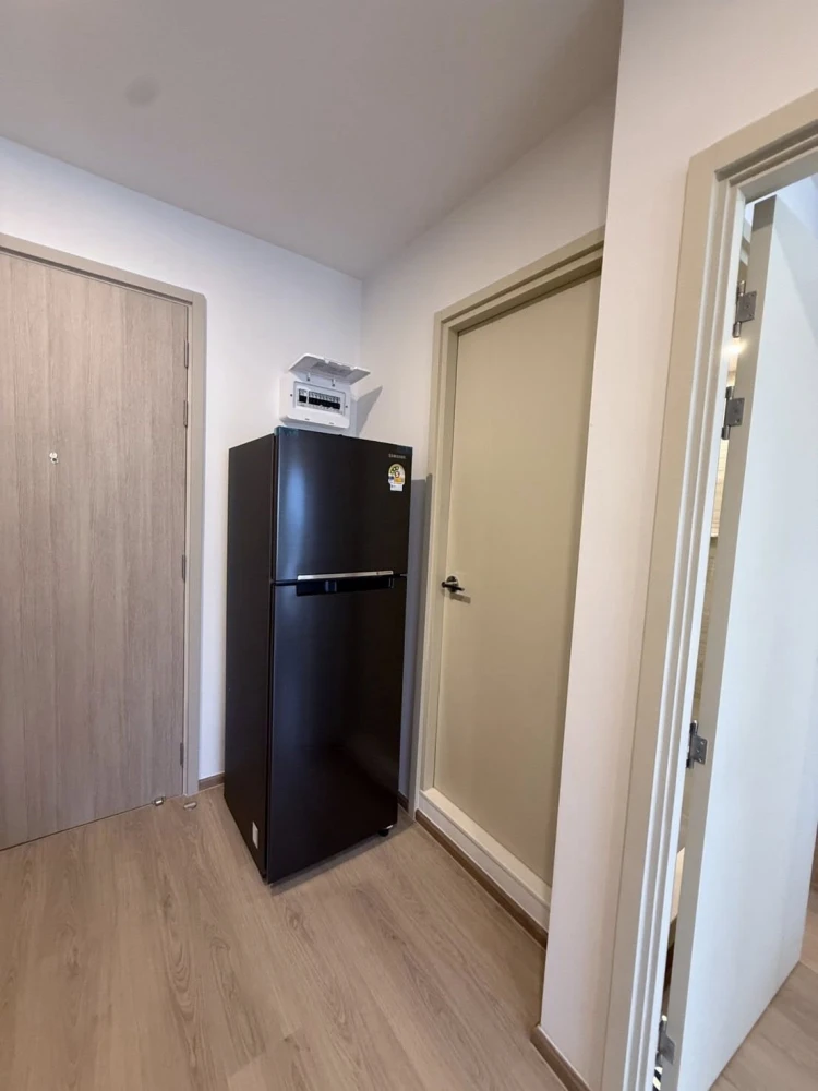 Condo for rent, Life Rama 4 - Asoke, ready to move in, complete with amenities, just bring your own luggage and move in. You must reserve.