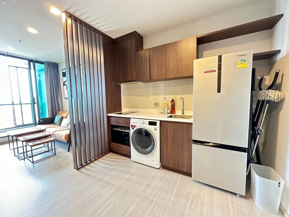 Condo for rent: Life Sukhumvit 62, a nice room, complete with furniture and electrical appliances. If you don't reserve, you'll regret it later.