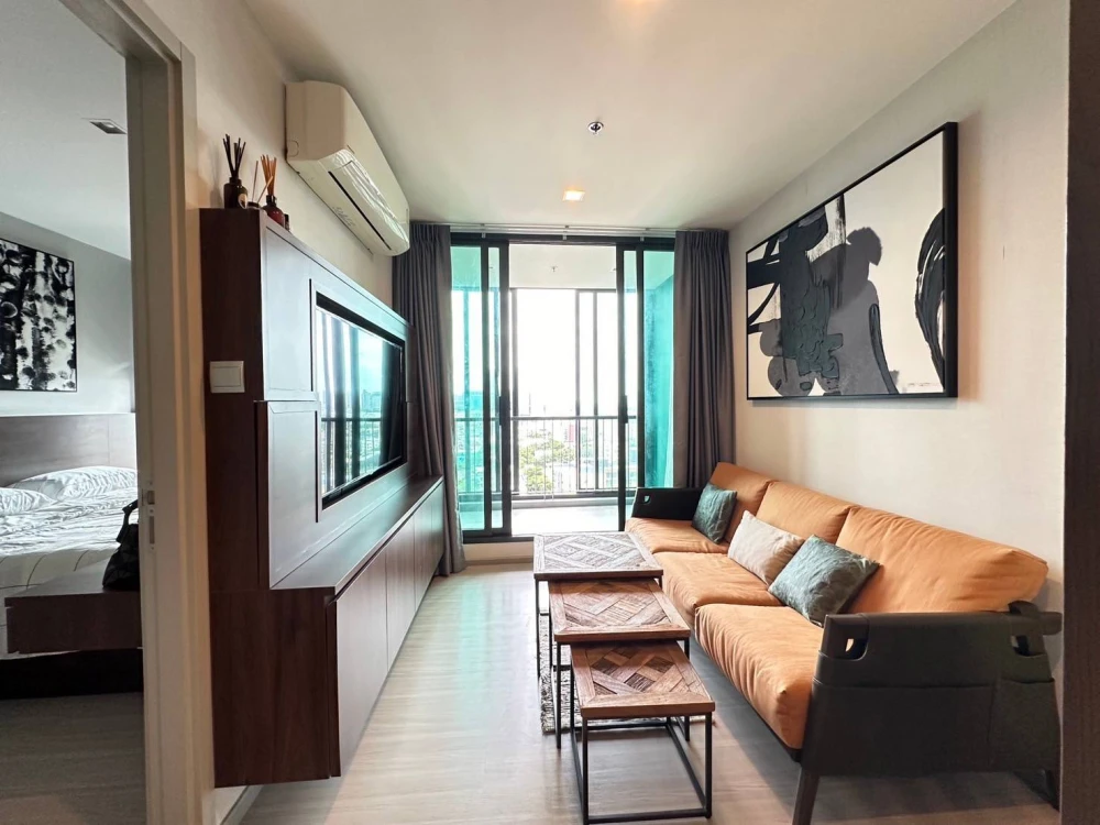 Condo for rent: Life Sukhumvit 62, a nice room, complete with furniture and electrical appliances. If you don't reserve, you'll regret it later.