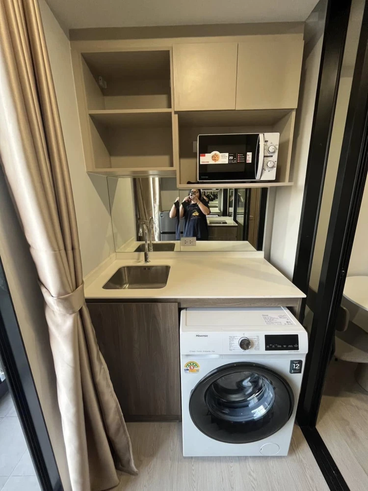 Condo for rent, Nue core khukhot Station, nice room, complete with furniture and electrical appliances. Hurry and reserve now.