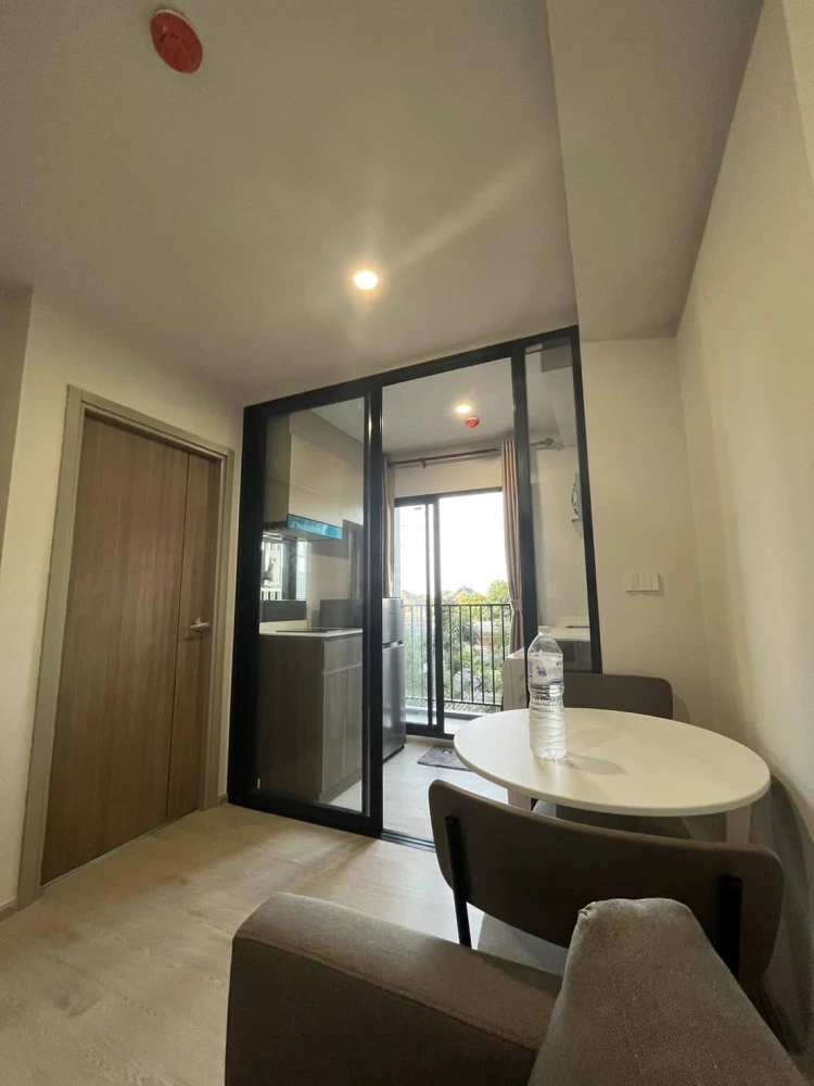 Condo for rent, Nue core khukhot Station, nice room, complete with furniture and electrical appliances. Hurry and reserve now.