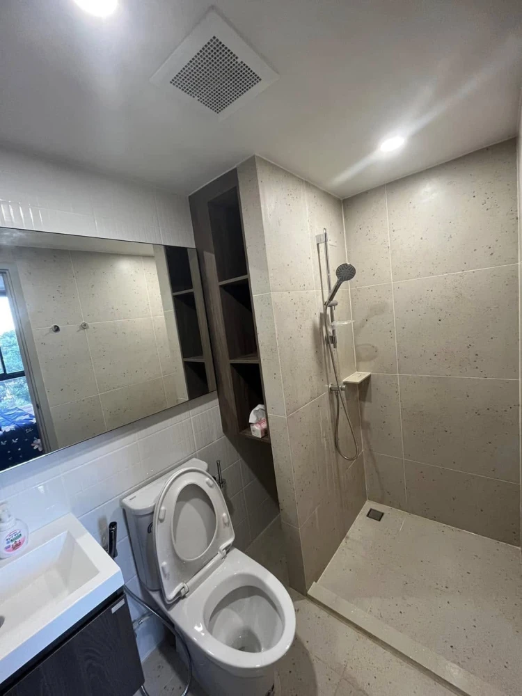 Condo for rent, Nue core khukhot Station, nice room, complete with furniture and electrical appliances. Hurry and reserve now.