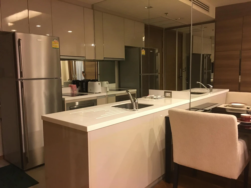 Condo for rent, The Address Sathorn, beautiful room, nice to live in.
