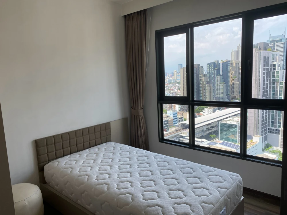 For rent!! Condo Teal Sathorn - Taksin, large room, interested in booking now