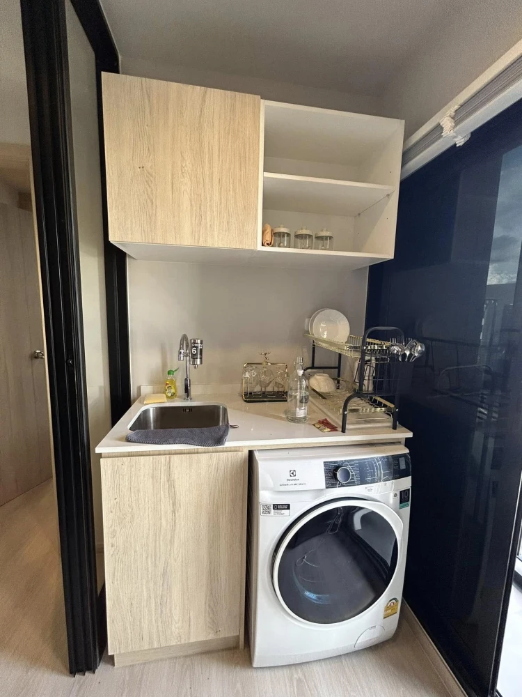 Condo for rent, New Noble Ngamwongwan, fully furnished room. Full of amenities and good prices, don't miss it.