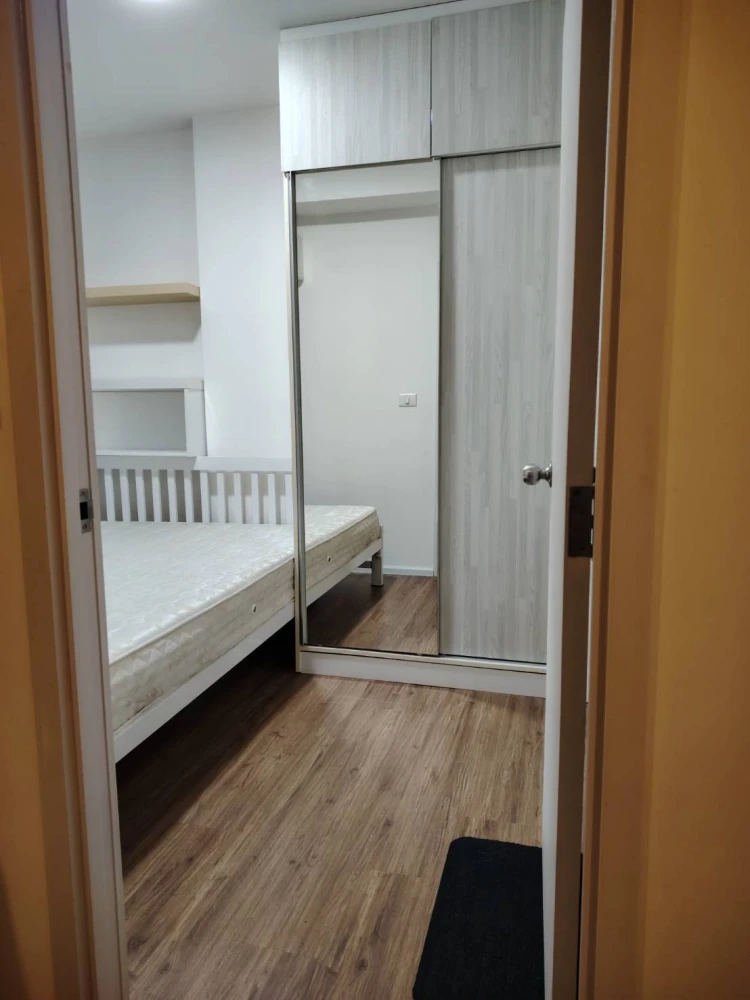 Condo for rent on Light Hill Sukhumvit-Phraeksa Room with furniture