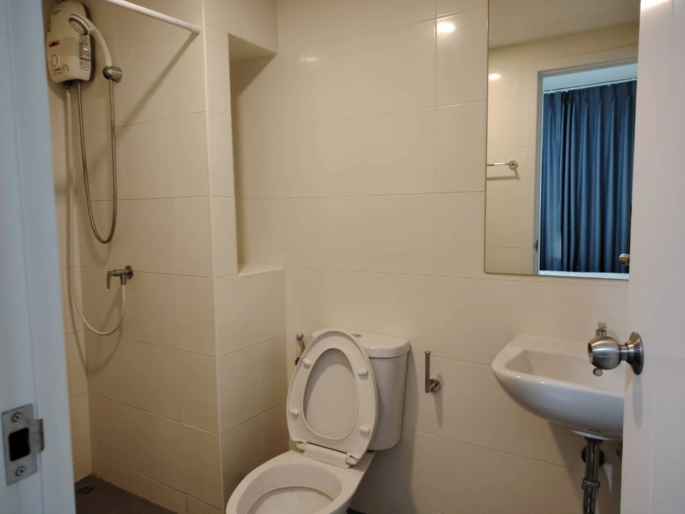 Condo for rent on Light Hill Sukhumvit-Phraeksa Room with furniture