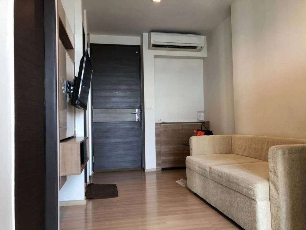 En alquiler!! Condo Rhythm Sathorn, junto a BTS, viaje extremadamente conveniente.
