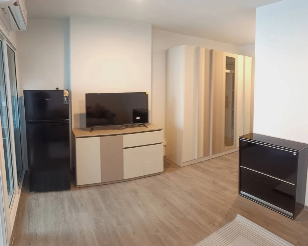 Condo for rent, Regent Home Bangna, fully furnished and ready to move in. Complete amenities. Book yours today! Don't miss out!