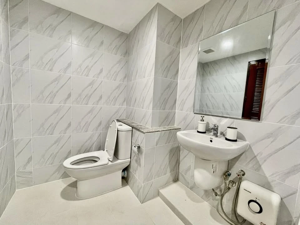 Condo for rent, Supalai Place Sukhumvit 39, the room has a lot of usable space, friendly price, complete in one place, book now.
