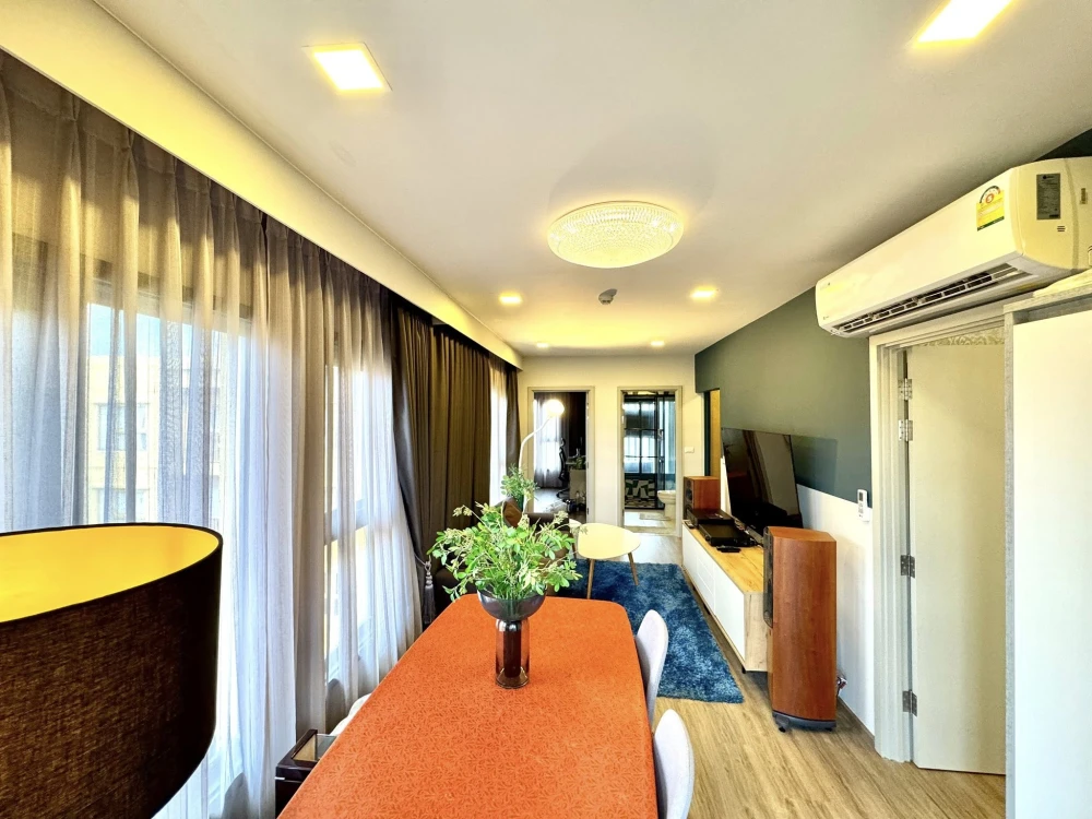 Condo for rent, The Base Sukhumvit 50, beautiful, clean, luxurious room.