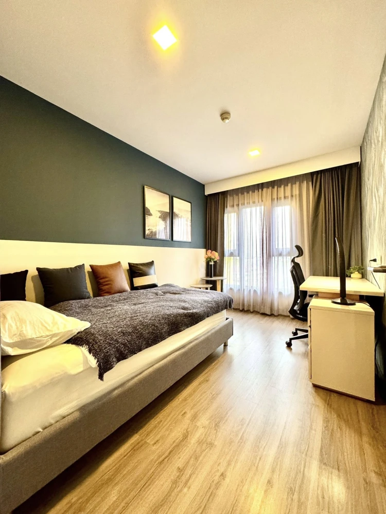 Condo for rent, The Base Sukhumvit 50, beautiful, clean, luxurious room.