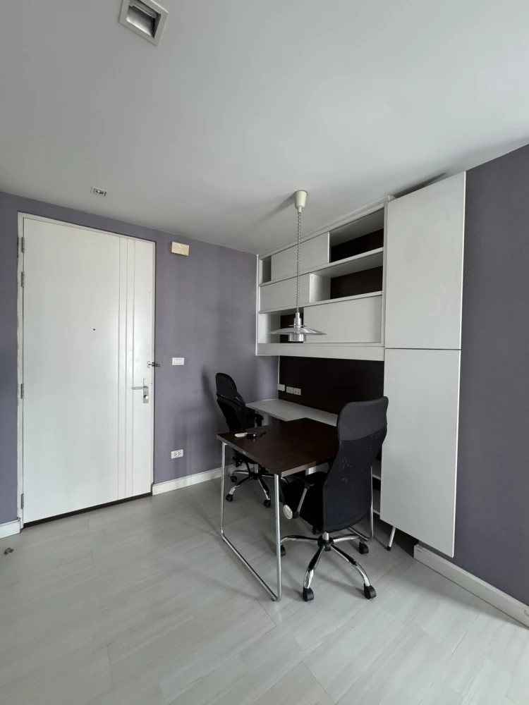 Condo for rent, The Room Sukhumvit 64, spacious room with usable space. Divided into proportions, nice to sleep like this, reserve now.