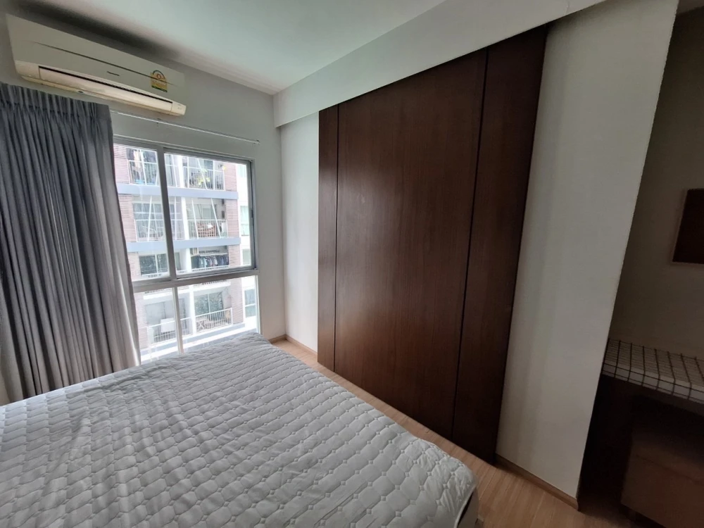 Condo for rent, A Space Asoke Ratchada, spacious room, lots of usable space, good price, hurry up and reserve.
