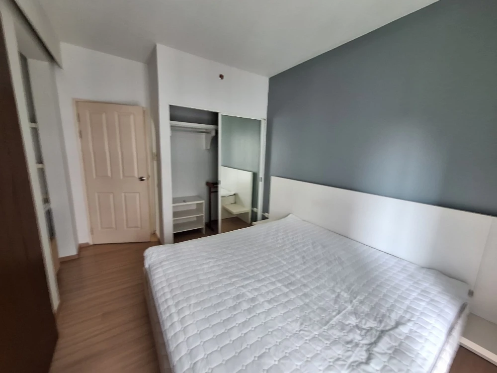 Condo for rent, A Space Asoke Ratchada, spacious room, lots of usable space, good price, hurry up and reserve.
