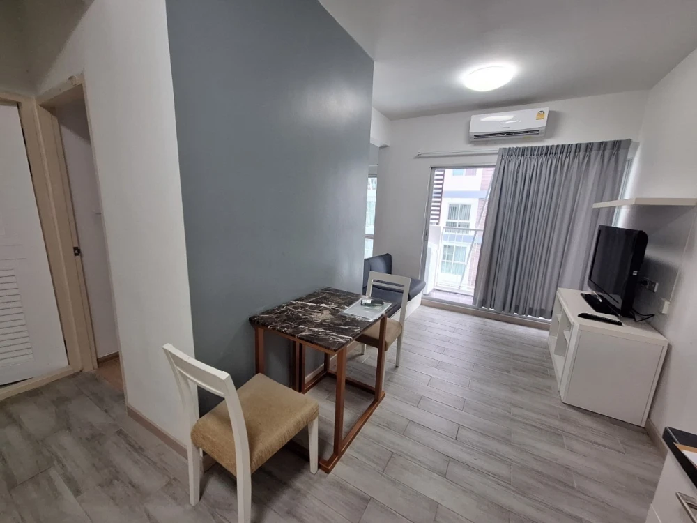Condo for rent, A Space Asoke Ratchada, spacious room, lots of usable space, good price, hurry up and reserve.