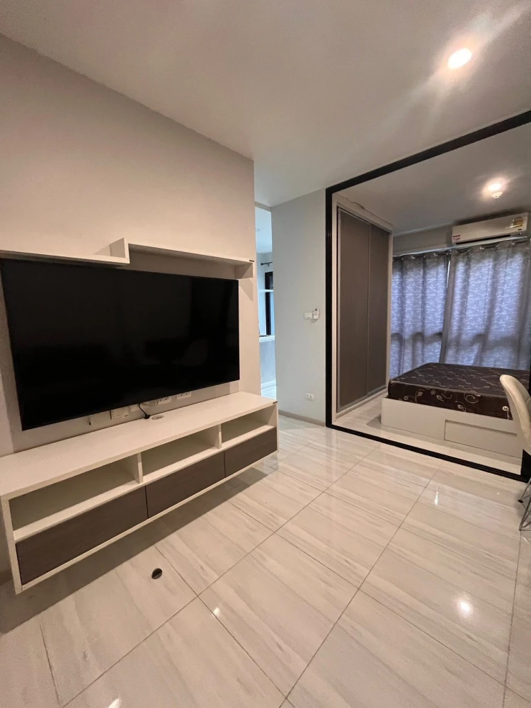 Beautiful condo for rent, Library House Charan 13, only 800 meters from MRT Charan 13 (Blue Line). Don't miss out!!!