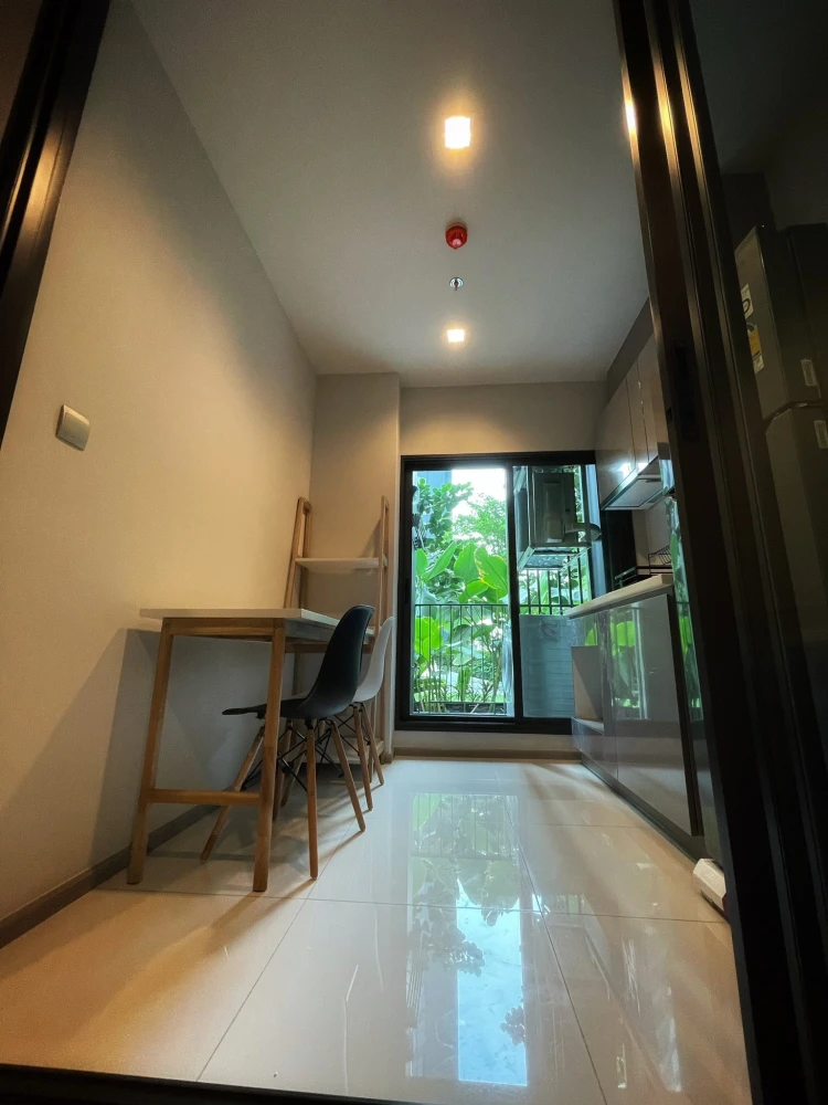 Condo for rent, Life Asoke-Rama 9, ready to move in, fully furnished with appliances. Book yours today!