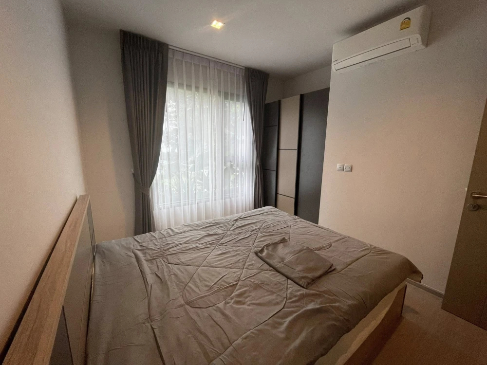 Condo for rent, Life Asoke-Rama 9, ready to move in, fully furnished with appliances. Book yours today!
