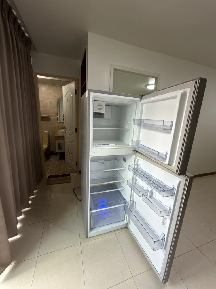 Condo for rent, Ratchada City 18, corner room, privacy, not too expensive. Let me tell you, don't miss it.