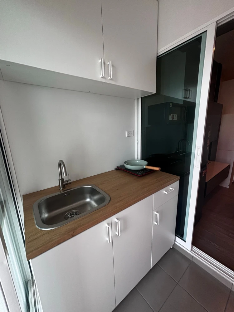 Condo for rent, Regent Bangna. Partitioned rooms with well-defined zones. Excellent value! Book now, don't miss out!
