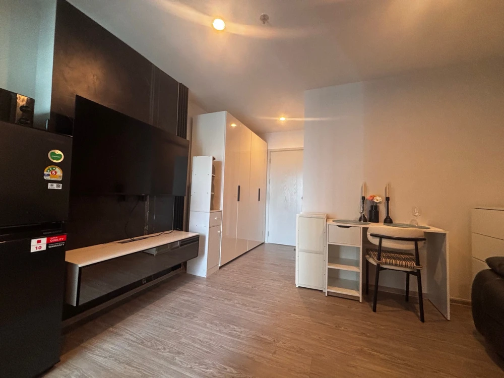 Condo for rent, Regent Bangna. Partitioned rooms with well-defined zones. Excellent value! Book now, don't miss out!