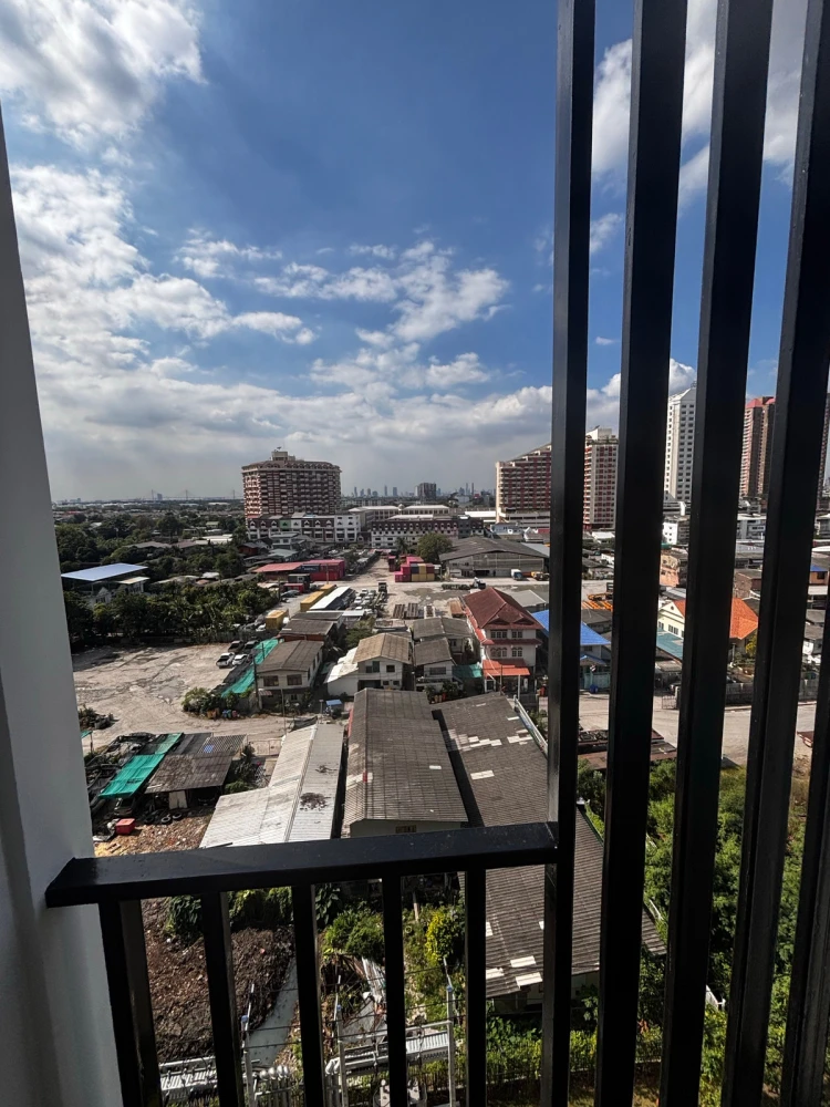 Condo for rent, Regent Bangna. Partitioned rooms with well-defined zones. Excellent value! Book now, don't miss out!