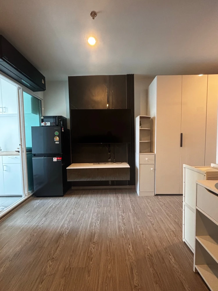 Condo for rent, Regent Bangna. Partitioned rooms with well-defined zones. Excellent value! Book now, don't miss out!