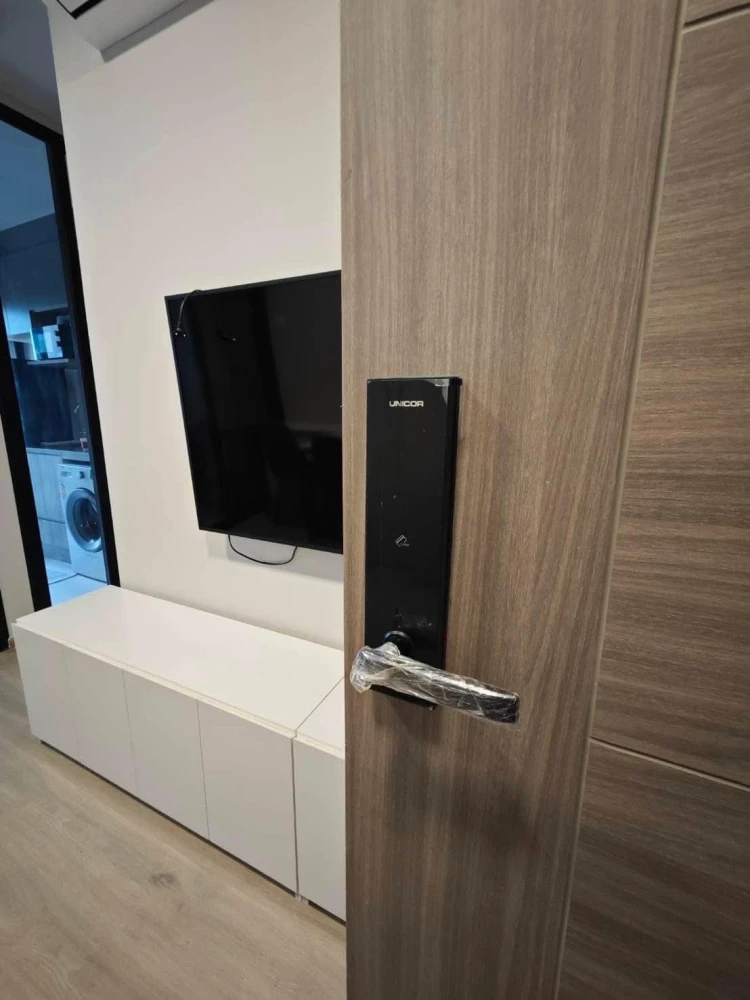 Condo for rent: The Privacy Taopoon Interchange The room is ready Complete facilities Don't wait, book now.