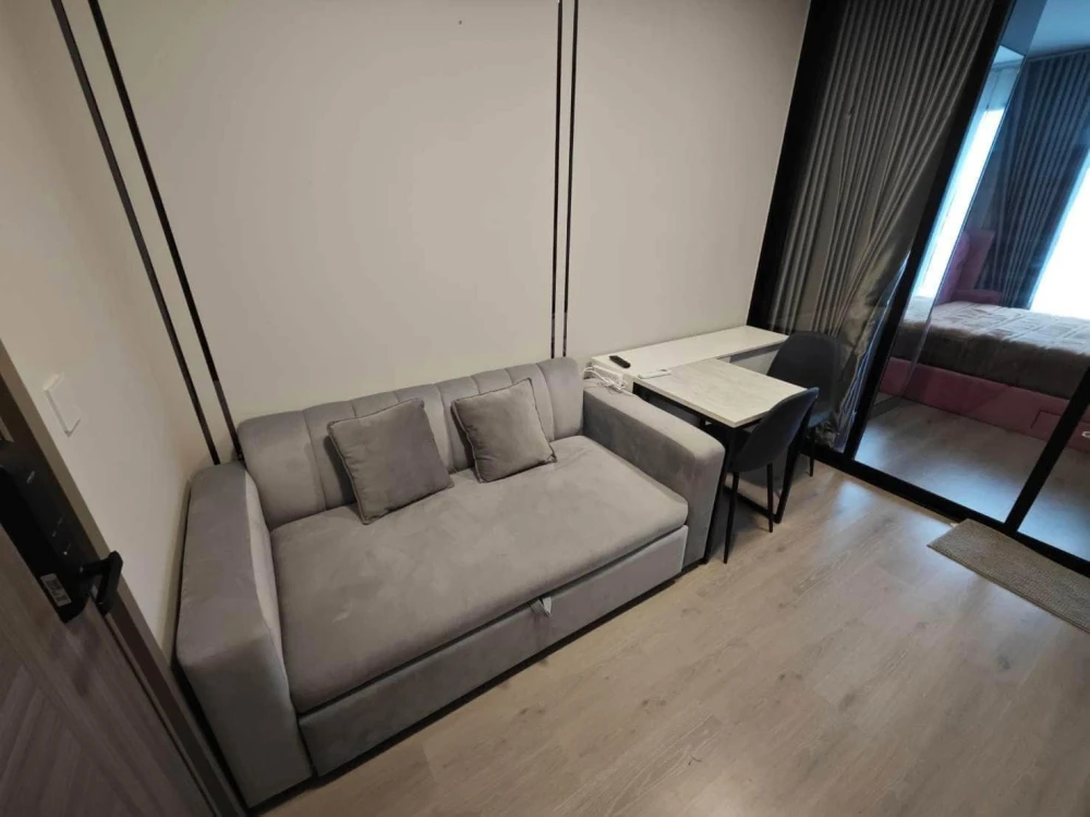 Condo for rent: The Privacy Taopoon Interchange The room is ready Complete facilities Don't wait, book now.