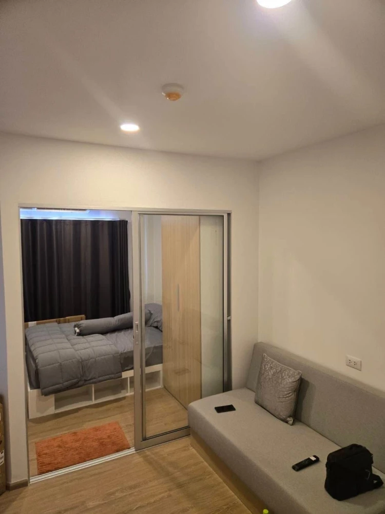 For rent, Sena Kit Condo, Bangna-Trad, Km. 29, clearly separated rooms, reasonable price, complete here, must come and book now.