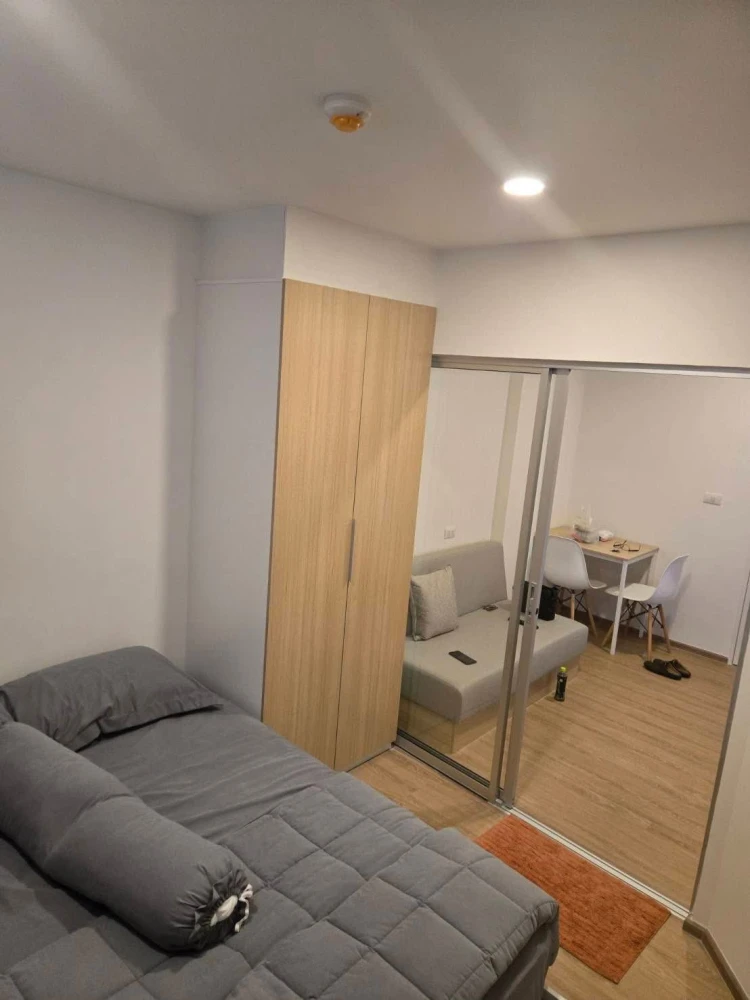 For rent, Sena Kit Condo, Bangna-Trad, Km. 29, clearly separated rooms, reasonable price, complete here, must come and book now.