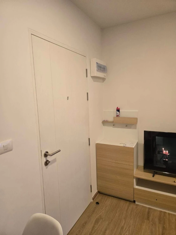 For rent, Sena Kit Condo, Bangna-Trad, Km. 29, clearly separated rooms, reasonable price, complete here, must come and book now.