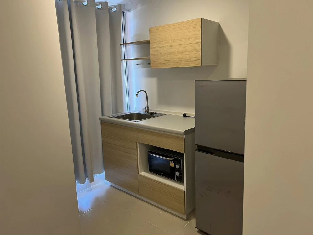 For rent: Sena Kit Condo, Bangna-Trad, Km. 29, well-separated rooms, great price, hurry and book now, don't miss out.