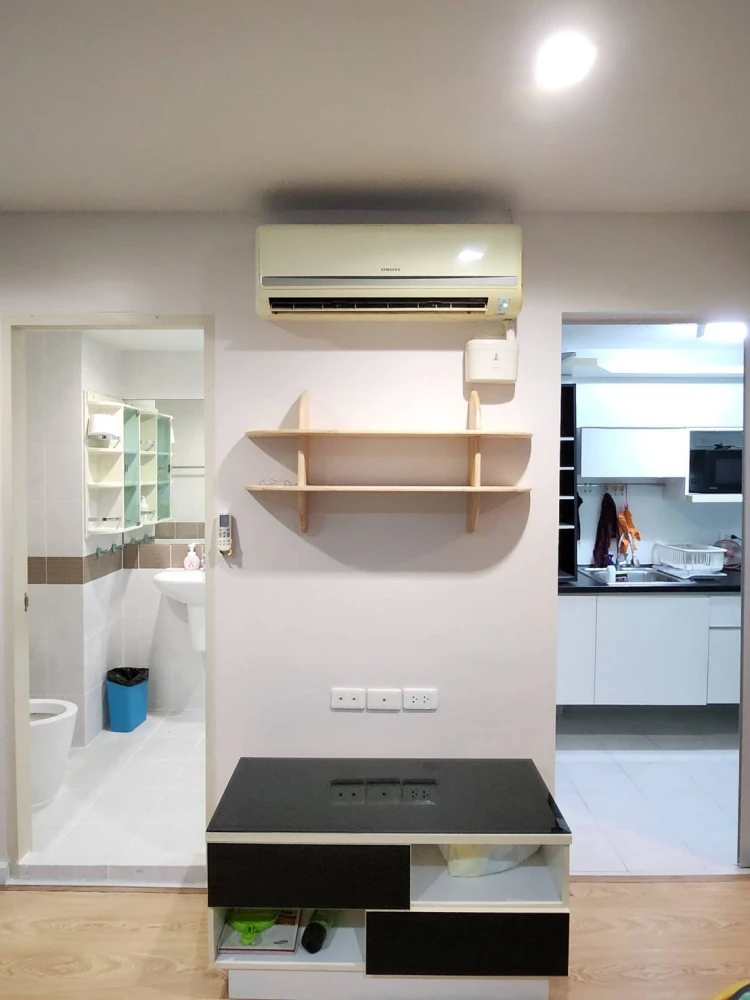 For rent, Casa Condo Ratchada-Thapra, simple decorated room, located on the 7th floor, has a good height. Move now, don't wait