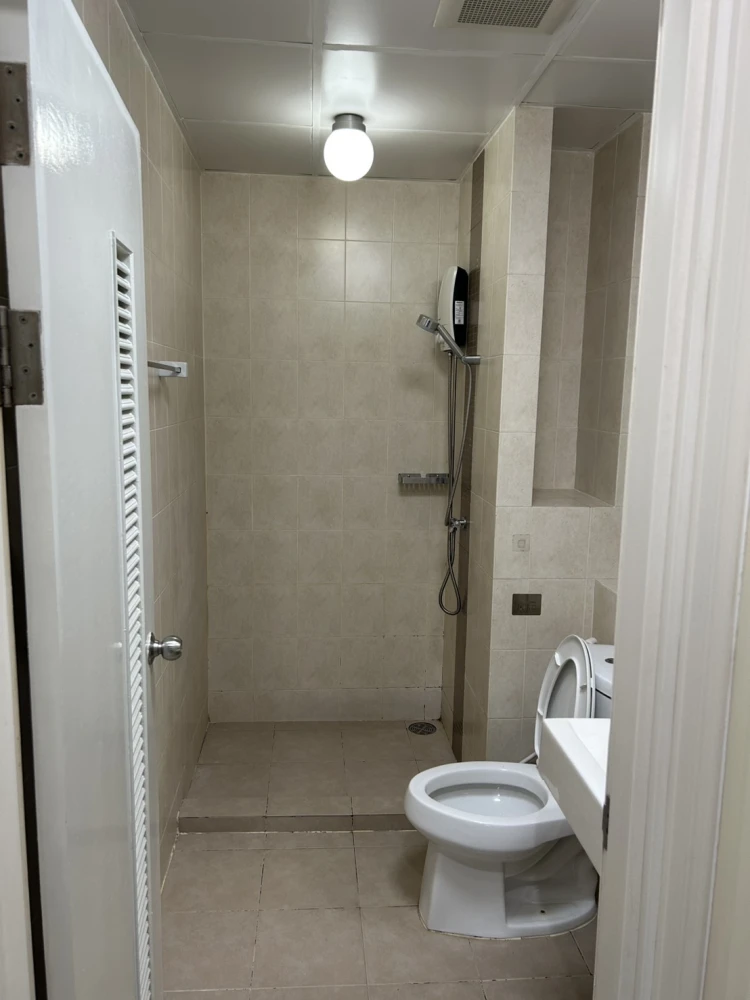 Available for rent now! Ivy River Ratchaburana. Large, comfortable unit with ample living space. Book yours today! Don't miss out!