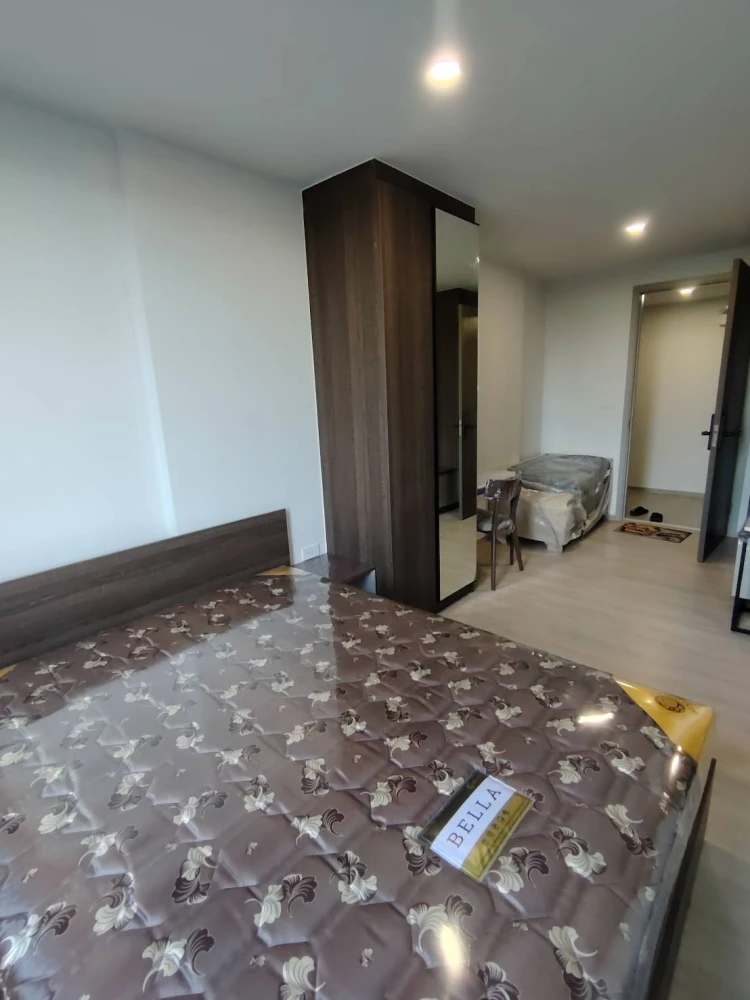 For rent: New Cross Kookot Station, 1 bedroom, separate bedroom and living room, 5th floor, swimming pool view, move in now!